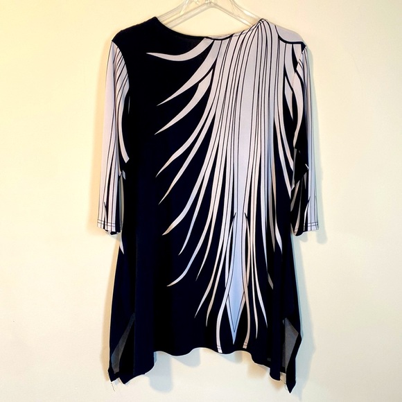 Valentina Signa tunic top - Picture 2 of 8